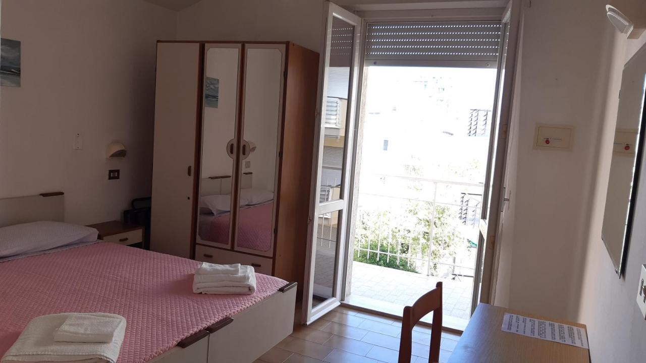Hotel Elisabetta 2 Stelle Cattolica